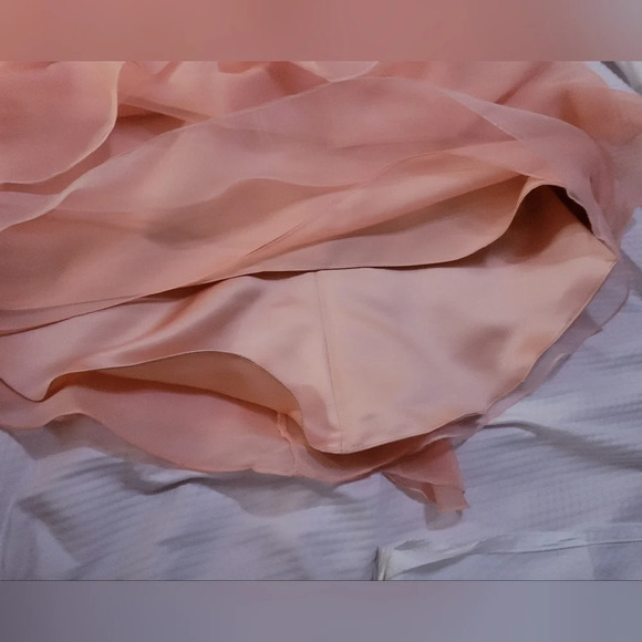 NWT Badgley Mischka Strapless Formal Gown in Melon, Ruffle Tiered Chiffon Sz 12 - Picture 15 of 16